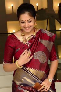 Indische Damen Frauen <span class=keywords><strong>Saree</strong></span> bereit, Designer Bluse weiße schlichte rote Farbe Frauen in Surat Flare Bekleidung zu tragen