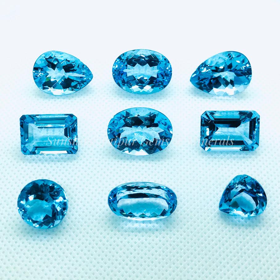 สีฟ้าเข้ม