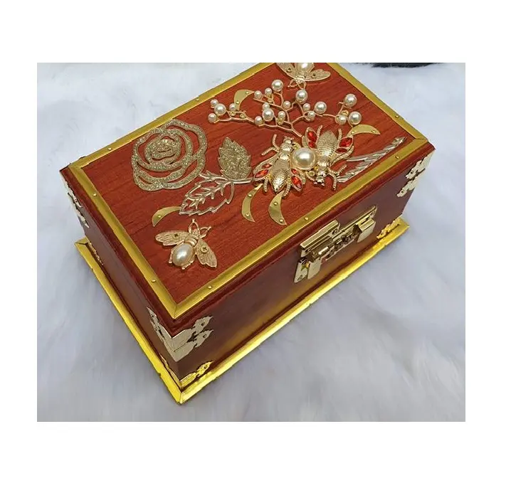 Caja de joyería tallada para decoración, lujosa caja de joyería tallada de Vietnam (Ms. Silky 84587176063 WS) 99 Gold Data