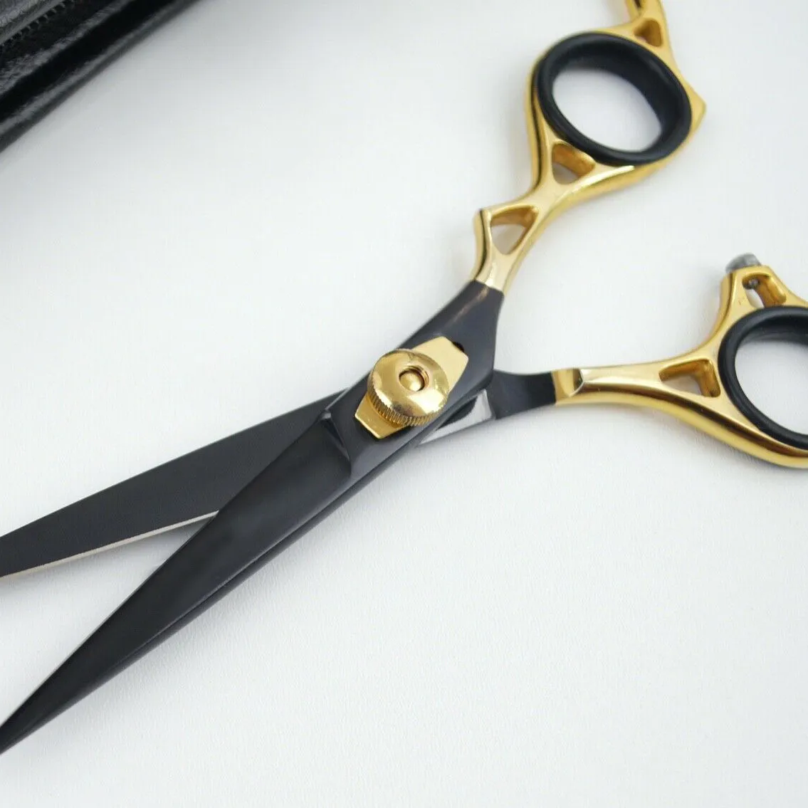 Nuovo stile 2022 forbici da barbiere con manico morbido vendita calda alla moda forbici da taglio per parrucchieri acciaio inossidabile giapponese