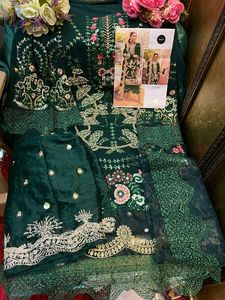 黑色和金色工作新巴基斯坦连衣裙热卖2022模特Goregette套装非常漂亮明亮好看
