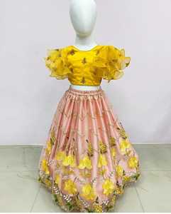 美丽的印度专属设计师儿童穿Lehenga <span class=keywords><strong>Choli</strong></span>女孩传统的lehenga <span class=keywords><strong>choli</strong></span>