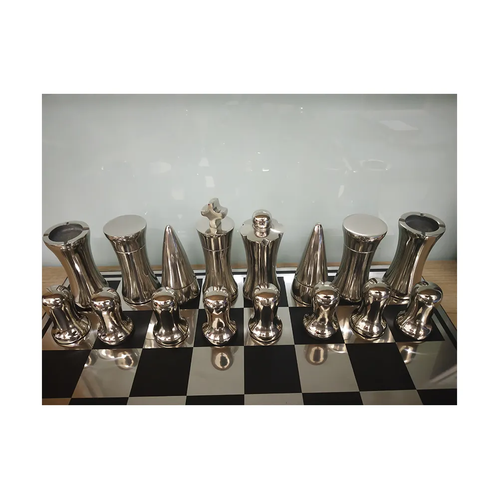 Giocatori di metallo 35x35 Cm di lusso realizzati di alta qualità e durevoli giochi di scacchi su misura disponibili acquista al fornitore di piombo