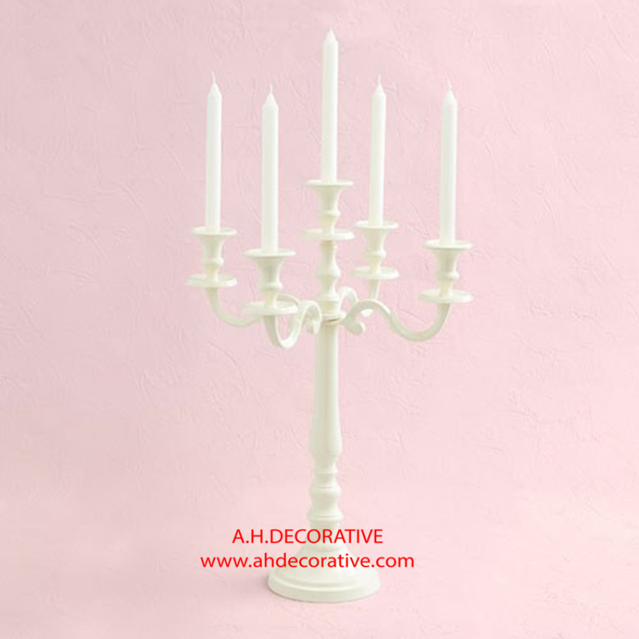 สีขาว