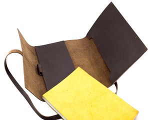 手工制作的Lokta纸本笔记本，带可拆卸皮套 - Product Image 6