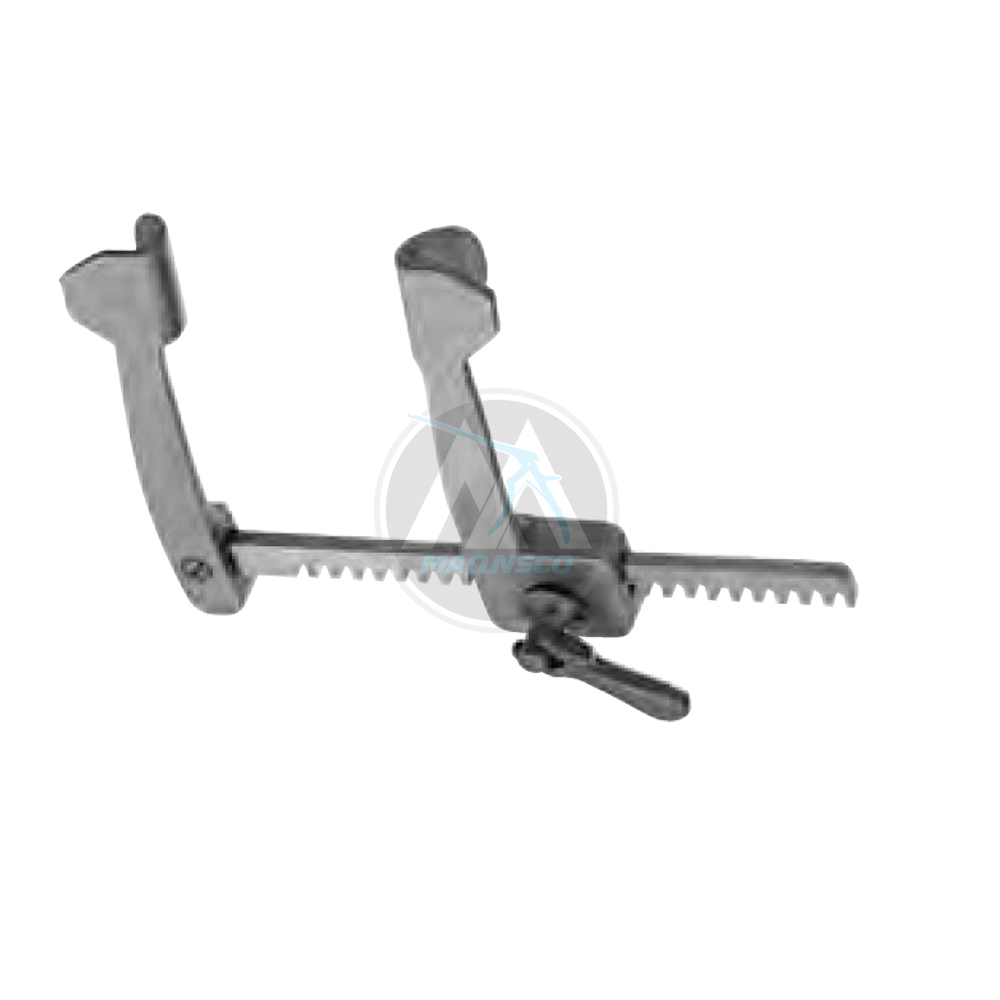 Blades 20mm x 29mm wide. Arm length (7.9cm). Spread(11.7cm).