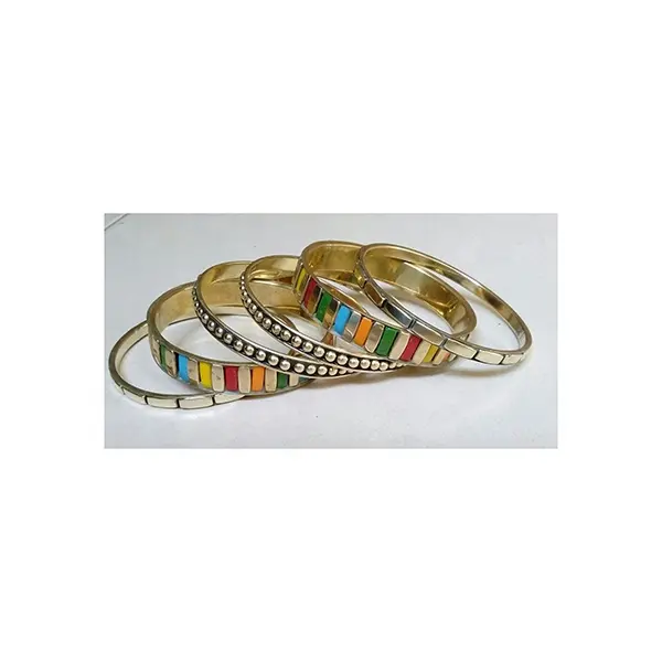 Exporter of Nice Looking Women Handmade Fashion Jewelry and Bangles hot selling products