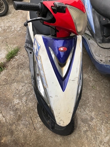 משמש אופנוע קטנוע מטייוואן-KYMCO GP 125 150 במלאי