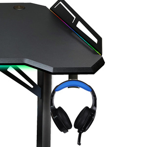חדש עיצוב הטוב ביותר למכור שחור צבע USB רכזת RGB רב צבעים שלט רחוק משחקי מחשב משחק שולחן
