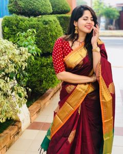 Beautiful Rich Pallu &amp; Jacquard Weaving Work with Green and Red Colour Blouse Fancy <strong>Sari</strong> Wholesale Low Price - Product Image 3