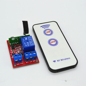 Ricevitore Wireless Modulo Relè + 2 Chiave RF 433MHz 12V 40mA 1 Canale Auto-Lock A Distanza Senza Fili interruttore di controllo 15-30m