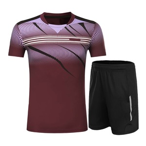 カスタムクイックドライバドミントンウェア高品質テニスユニフォーム通気性服デザインロゴ男性トレーニングジャージー