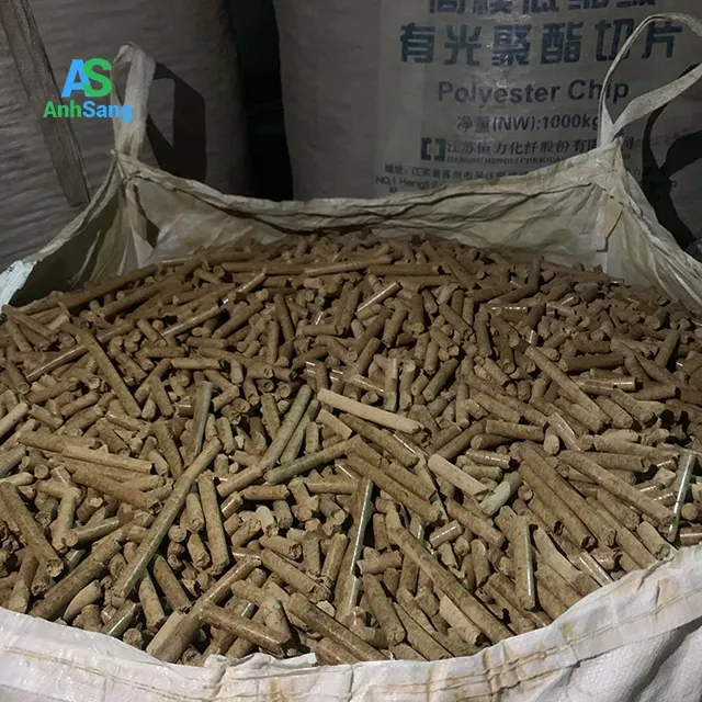 Древесные гранулы на биомассе, изготовленные во Вьетнаме