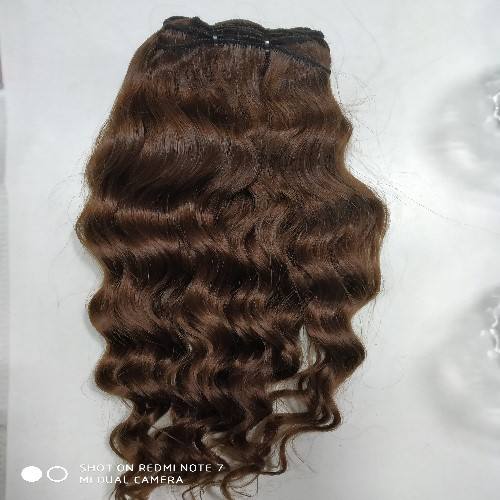 สีน้ำตาล