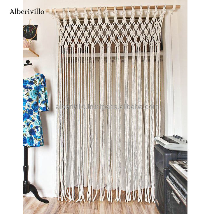 ธรรมชาติหรือย้อม