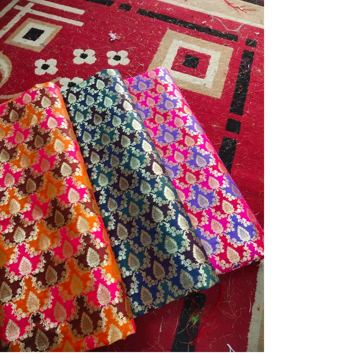Custom made çok renkli kinkhab brokar ipek kumaşlar çeşitli renkler için uygun çocuk giysileri