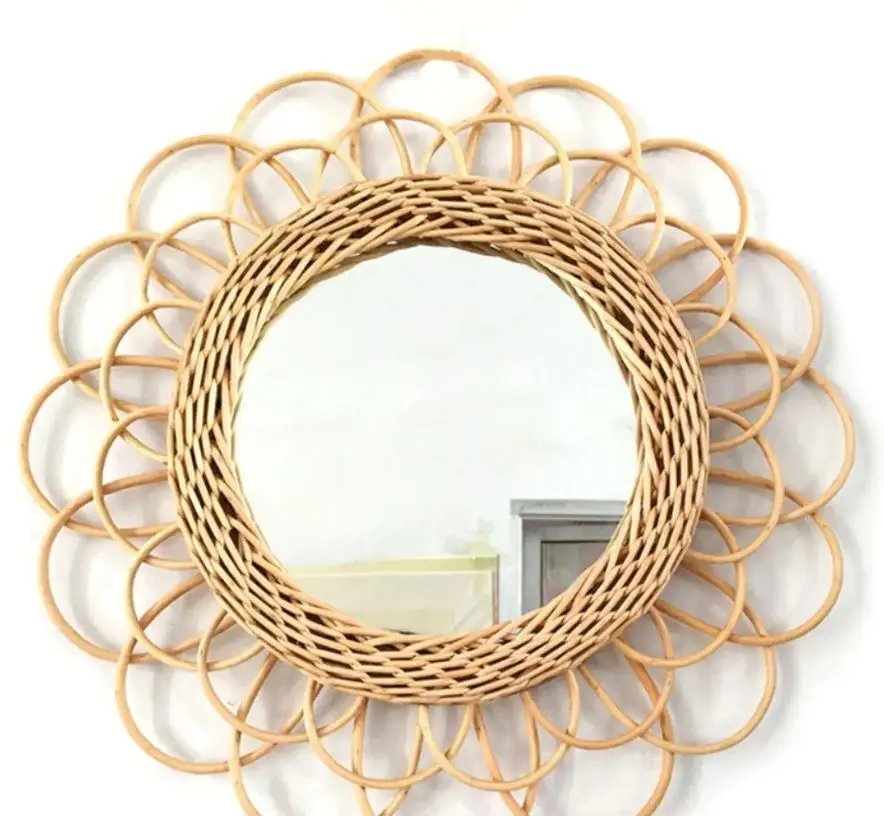 Hot Product 2022 Perfect Handmade Natural Round Makeup Mirror, Wall Mirror Crafts Rattan Flower Wall Decor