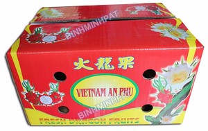 农场新鲜农产品蔬菜和水果蜡纸箱