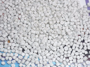 <span class=keywords><strong>HDPE</strong></span>プラスチック原料<span class=keywords><strong>HDPE</strong></span>押出コルゲートパイプグレードリサイクル高密度ポリエチレン