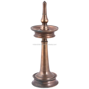 בעבודת יד עתיק פליז קראלה Nilavilakku Deepam דייה דיפאק שמן מנורת דיוואלי Aarti פוג 'ה מאמר קישוט BOL-75