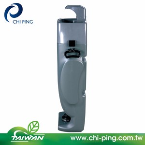 现代风格的移动式薰衣草，椭圆形盆脚台阶抽水，适用于无水地区