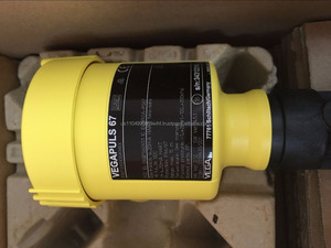 Radar <strong>Sensor</strong> for <strong>Continuous</strong> <strong>Level</strong> Measurement of Liquids PULS 64