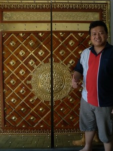 Nabawi Mecca Madinah全艺术柚木红木黄铜手工锤炼雕刻异国情调的清真寺门