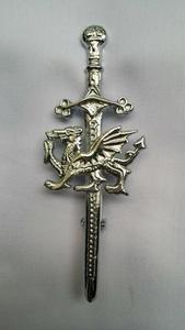 Galce ejderha ile iskoç eteği Pins geleneksel kıyafetler için çeşitli antika krom Celtic Flugelhorn benzersiz ve dayanıklı Pin