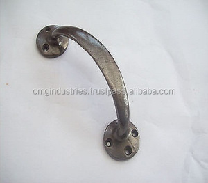 <strong>OMG</strong> Industries Modern Design Cast Iron Brass &amp; Steel Alloy Door &amp; Drawer Pull Handle for Kitchen Office &amp; Window Application
