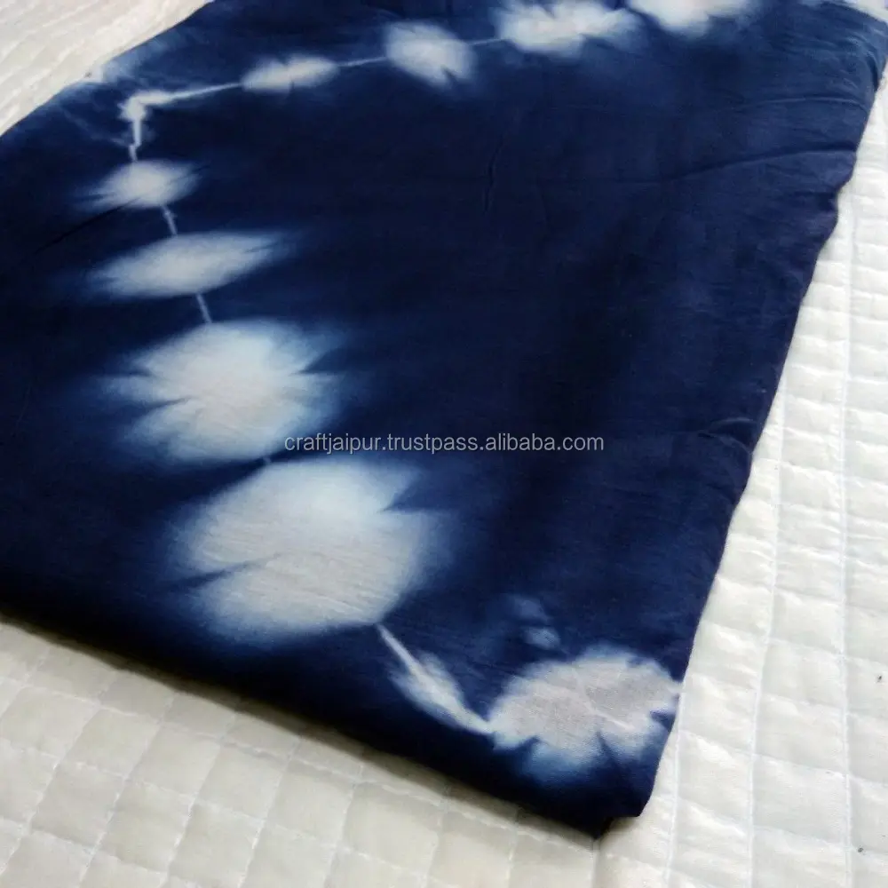 Branco Shibori Impresso Handmade Azul Marinho Algodão Cor Rápida Vestido De Costura Correndo Tecido Natural Tingido Tecido Indiano Atacado