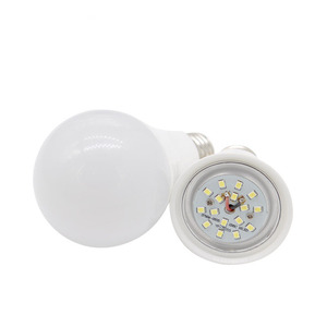 Fabrika toptan E11 E16 E26 E27 LED ampuller plastik ampuller LED ışık ampul - Product Image 6