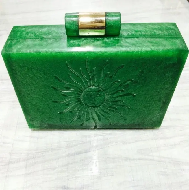 Bolso hecho a mano de resina verde para mujer, cartera hecha a mano con gran variedad de bolsas bordadas a mano, tipo sobre de Banjara indio, bonito y pequeño