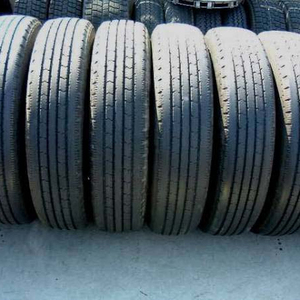 中古タイヤシーズンホイールPCRGoodyearタイヤ175/70r14小型タイヤ
