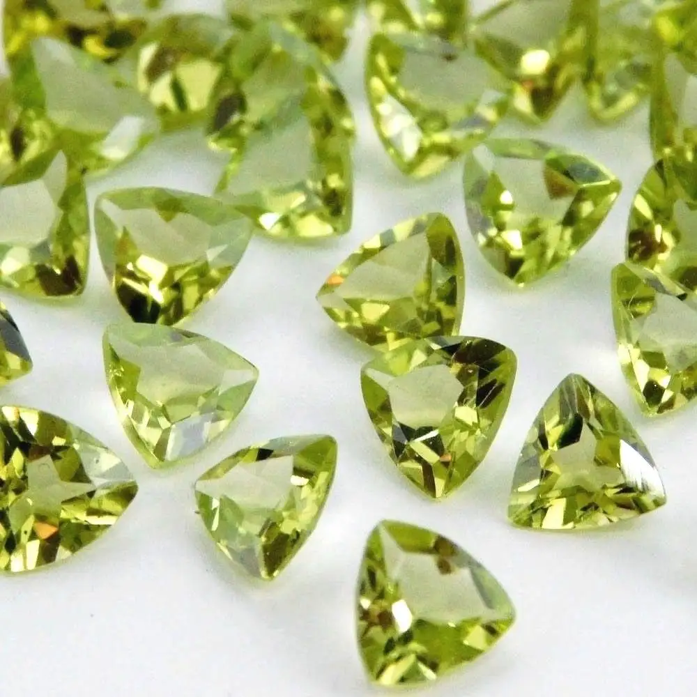 ¡Venta al por mayor! ¡venta al por mayor! Lote de piedras preciosas calibradas sueltas de peridoto Natural de 7x7mm trillón de cara cortada