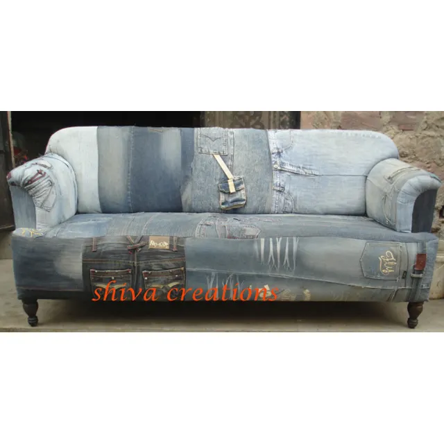 Jeans velho da antiguidade do vintage sofá