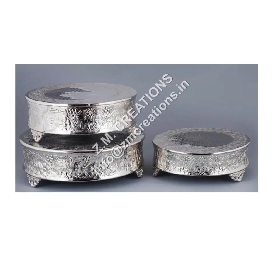 Aluminum Metal Cake Stand Silver Finished Round Shape Excellent Quality Set Of Three