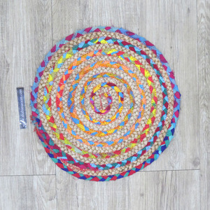 Alta Qualidade Mesa De Jantar Decoração Redonda Placemat Design Personalizado Juta Trançada Colorida Placemat Pequeno com Diferentes Desenhos