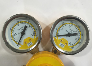 高压轻型液化石油气气缸调节器