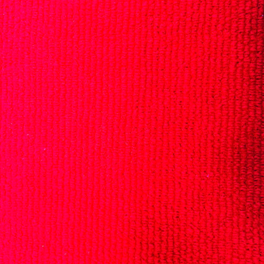 สีแดง