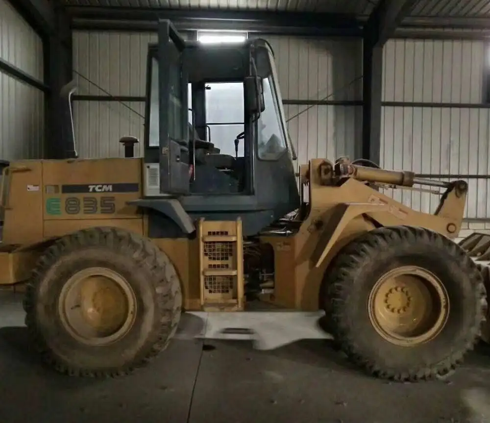 Used TCM 820 /830 Wheel Loader Japan Used TCM Wheel Loader 830 /850 front end loader for sale