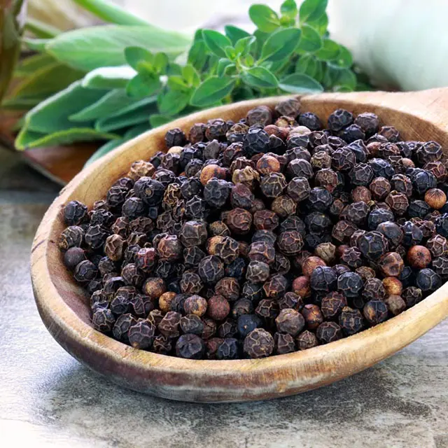 BLACK PEPPER WHOLE , WHITE PEPPER , SPICES FROM VIETNAM