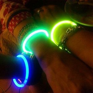 Các loại màu sắc GLOW STICK 8 inch phát sáng trong bóng tối Vòng đeo tay ban nhạc cao cấp 8 inch lumistick Vòng đeo tay cho Đảng - Product Image 2