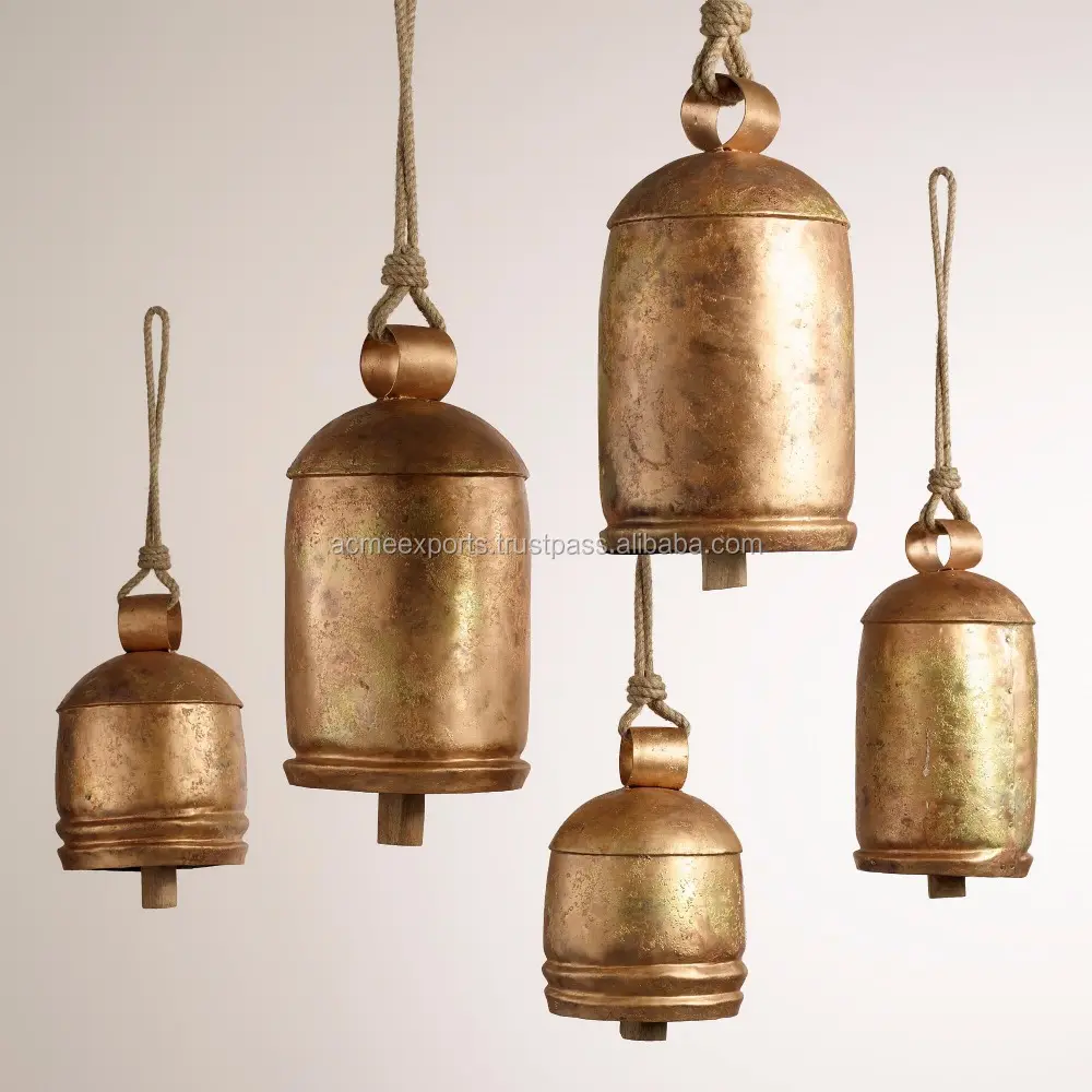 Ensemble de 3 cloches d'harmonie avec cloches de vache suspendues antiques en or pour décoration avec finition rustique pour décoration