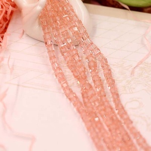 ขายส่งแก้วคริสตัลสี่เหลี่ยมลูกปัดรูปทรงลูกบาศก์สำหรับ DIY โคมไฟระย้าตกแต่ง4มิลลิเมตร6มิลลิเมตร8มิลลิเมตร