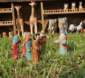 Fabrika fiyat el yapımı ahşap oyun alanı ekipmanı dekor modeli ev Noah's Ark - Product Image 2