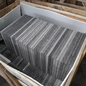 Pedra Hitam กระเบื้องหินธรรมชาติขนาด400x400มม. กระเบื้องปูพื้นสีเขียวกลางแจ้งที่มีการแยกลาวาภูเขาไฟที่ทนทาน - Product Image 1