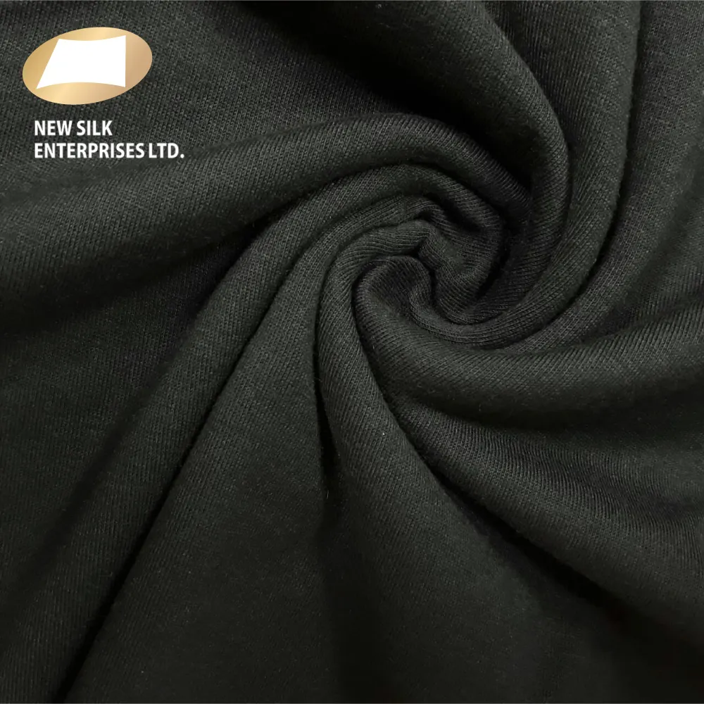 Schwarzer Single-Jersey-Stricks toff aus 60 Polyester 40 Baumwolle für Kleidungs stücke