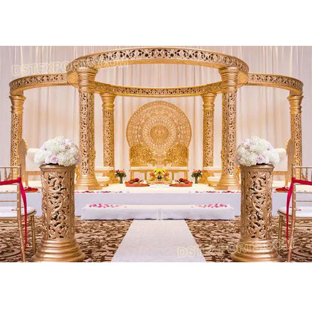 Vente en gros de manchettes dorées sculptées, set de décor brillants de mariage indien, idéal pour un mariage, à vendre