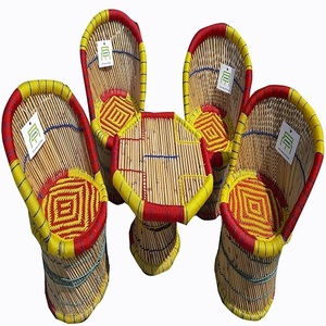 En çok satan Rattan çocuk bahçe seti 4 sandalye masa dış mekan mobilyası kırmızı sarı yemek veranda restoran çim yemek takımı - Product Image 1
