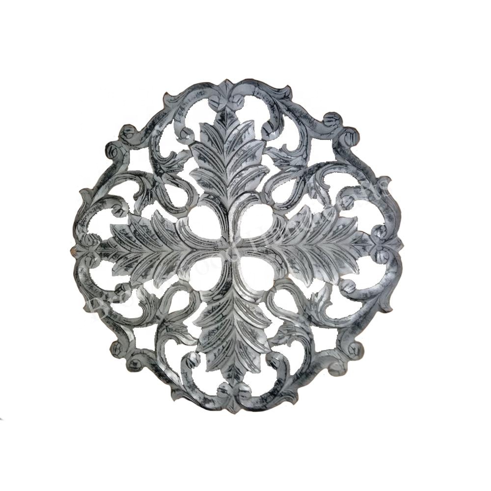 Blanc sur noir